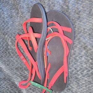 Olukai girls Kalapu sandals